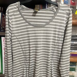 Eddie Bauer hooded top